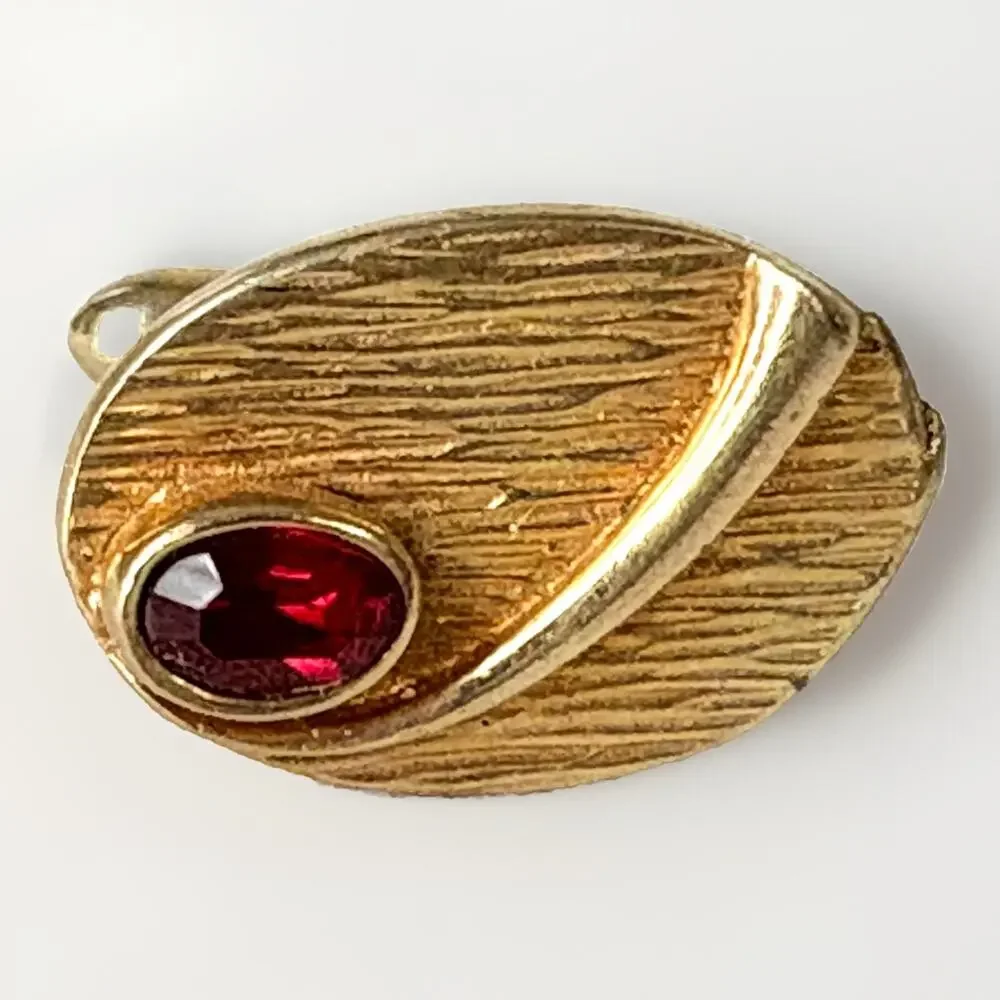 Vintage Swank Gold Tone Red Stone Cabochon Men's Cuff Links